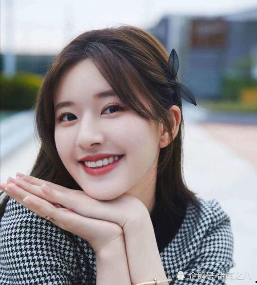 社会热点插画 赵露思说未来能拍戏就拍,拍戏为主，兼顾多面发展